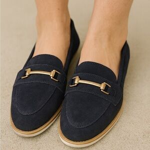 Enzo Tesoti Leather Suede Low Heel Loafer Sz 8.5 US (39 EU) Navy w/ Gold Accent